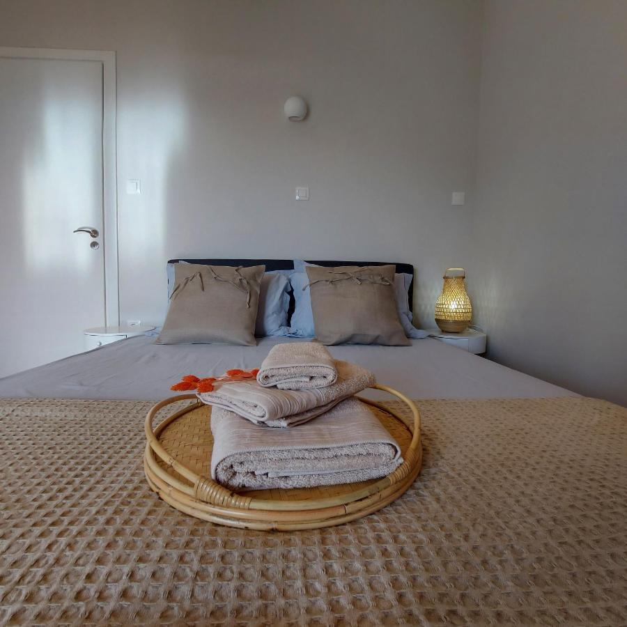 Onar Beachfront Residence, Loutraki Buitenkant foto